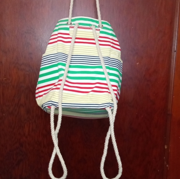 Tommy Hilfiger multi color canvas backpack,4 outside pockets-1 inside-na… - Picture 2 of 5